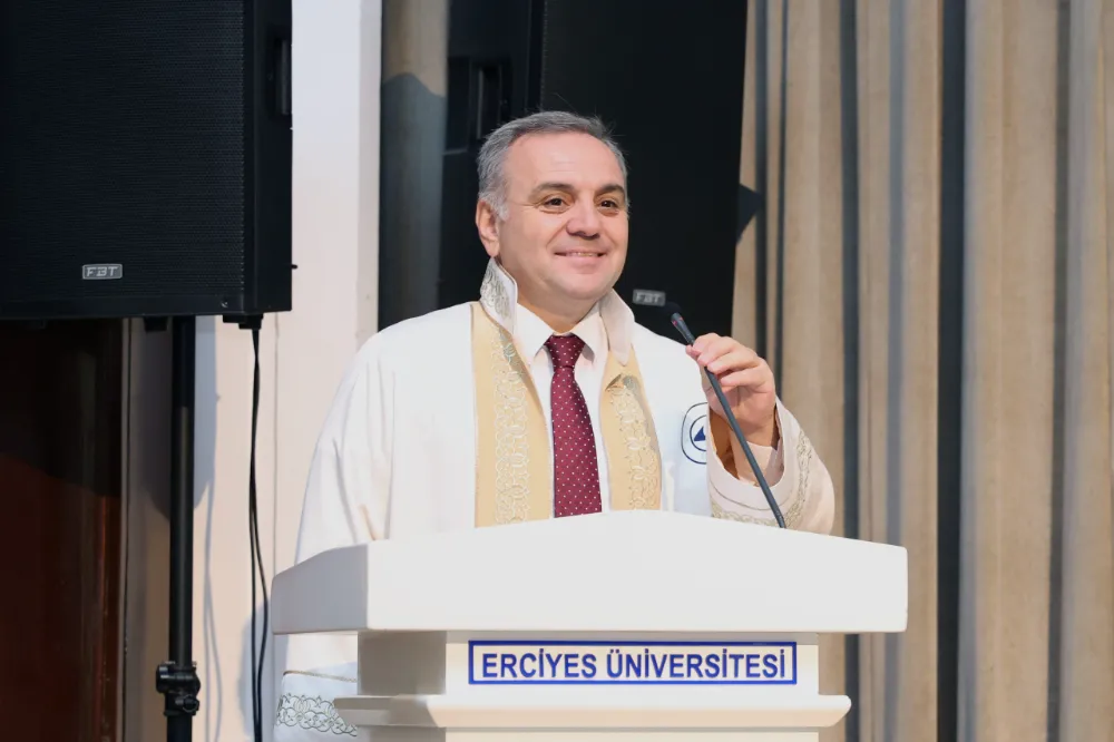 ERÜ Fen Fakültesi 2024-2025 mezunlarını verdi