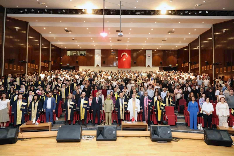 ERÜ Fen Fakültesi 2024-2025 mezunlarını verdi
