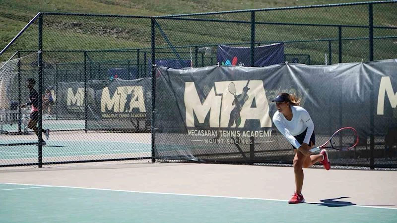 Erciyes’teki Dünya Tenis Turu’nda finaller pazar günü oynanacak
