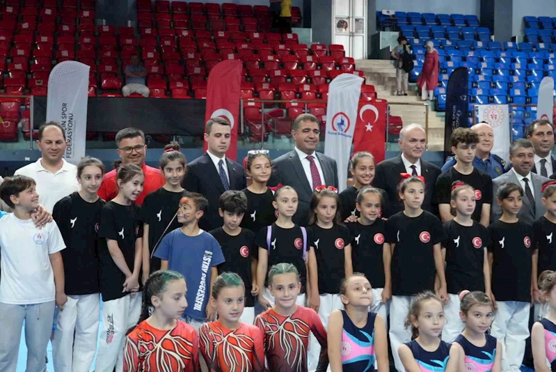 Gençler ve çocuklar bu yaz spora doyacak
