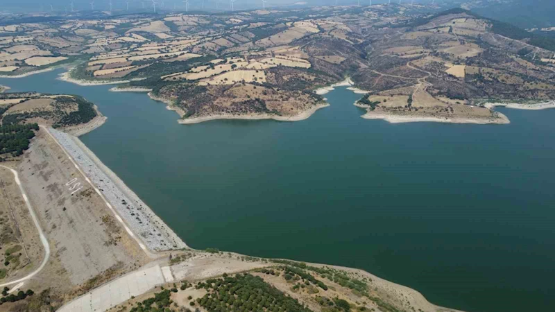 250 bin dekar alanı sulayan Bayramiç Barajı’nda su seviyesi yüzde 40’a geriledi
