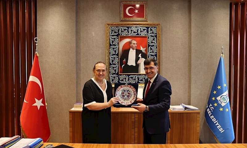 Belediye Başkanı Kahveci, Başkonsolos Novoberdaliu’yu ağırladı

