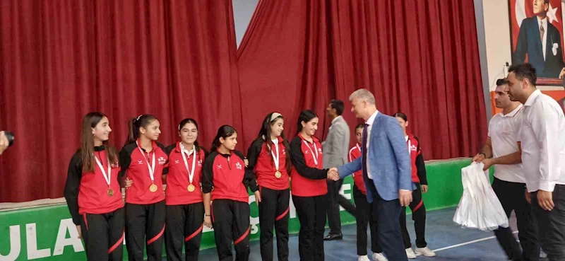 Müdür Kılıç: 