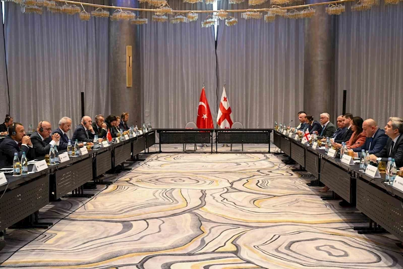 Bakan Uraloğlu, Hükümetlerarası Karma Ekonomik Komisyonu 6. Dönem Toplantısı’na katıldı
