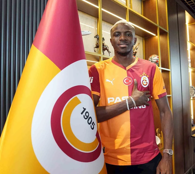 Türk futbolunun rekor transferi: Victor Osimhen
