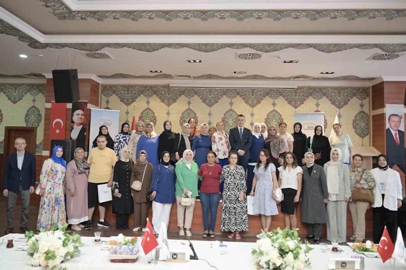 Esenyurt Belediye Başkan Vekili Can Aksoy özel gereksinimli bireylerin anneleriyle kahvaltıda buluştu
