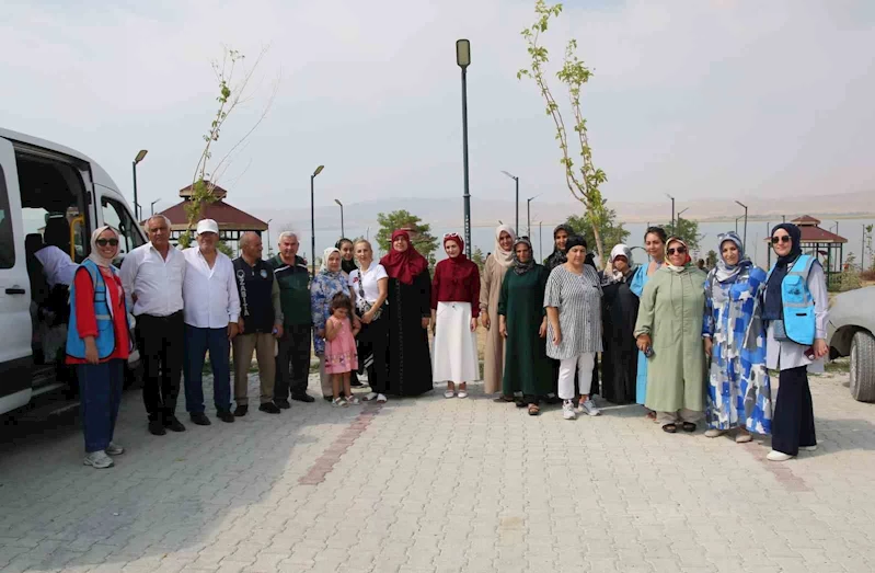 Van Büyükşehir Belediyesi yaşlı bireylere yönelik gezilerine devam ediyor
