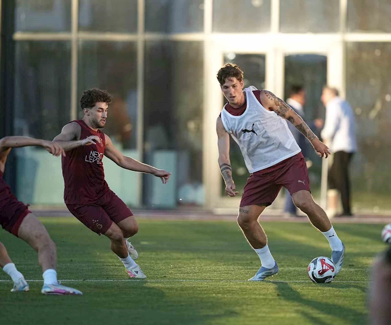 Galatasaray, yeni sezon hazırlıklarına başladı
