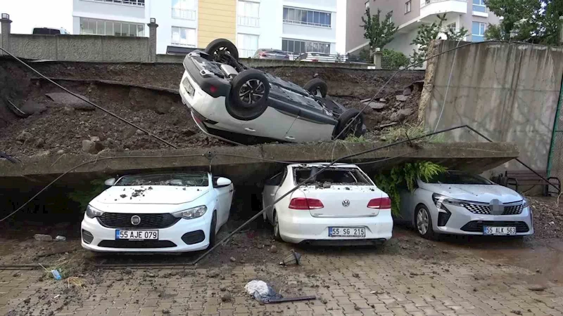 Samsun’da istinat duvarı yağmur sularına dayanamadı: 4 araç zarar gördü

