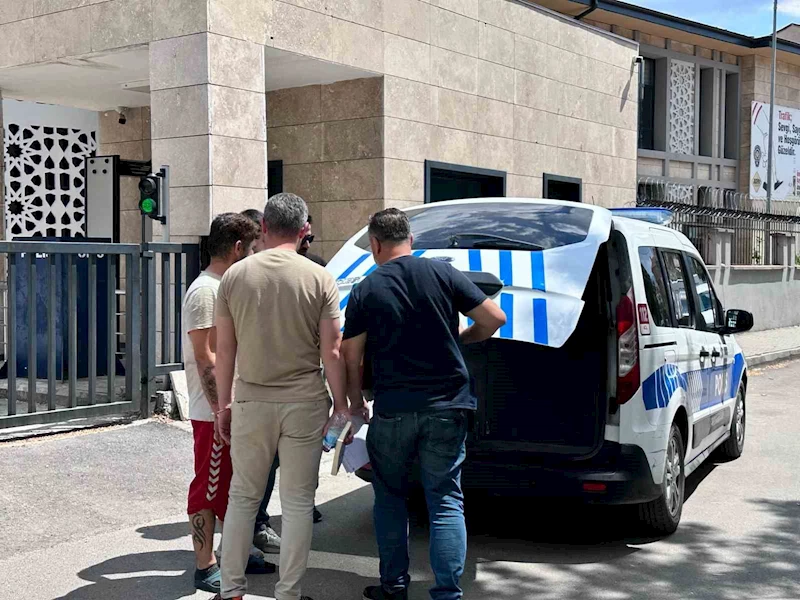 FETÖ firarisi evinde yakalandı
