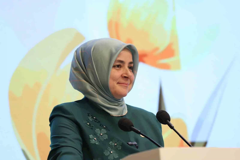 AK Parti Kadın Kolları’nın düzenlediği ‘Kadın Kolları Liderlik Akademisi’ sona erdi
