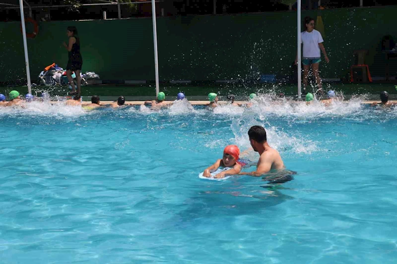 Turgutlu’da çocuklar yaz spor okullarıyla hem eğleniyor hem öğreniyor
