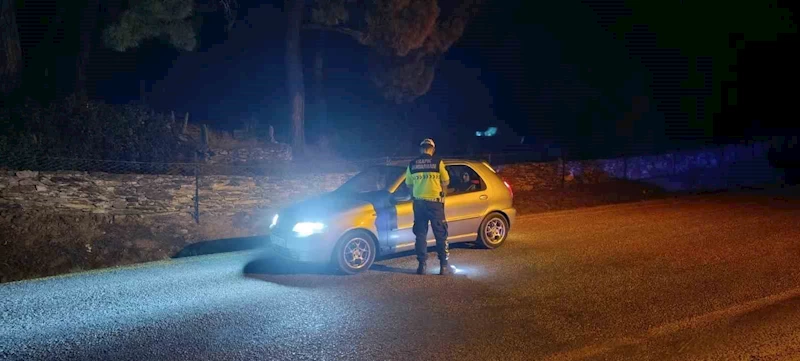 Çine’de jandarma ekiplerinden gece yarısı ’Şok’ uygulama
