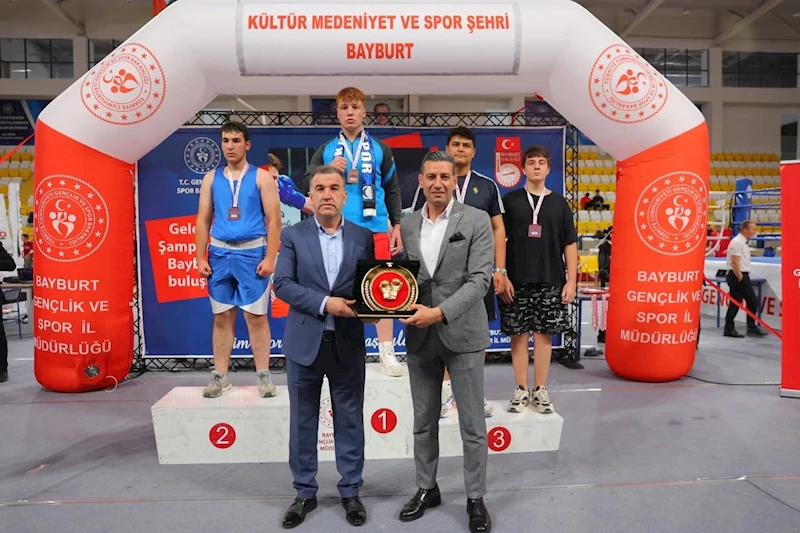 Bayburt’ta ’Boks Şampiyonası’ sona erdi
