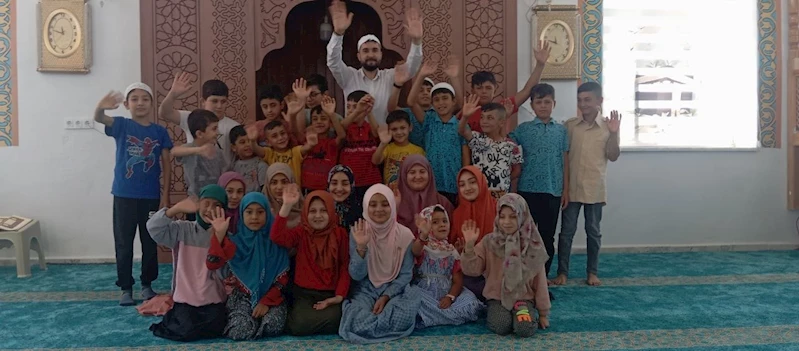 Çocuklar yaz tatilini Kur’an kurslarına giderek değerlendiriyor
