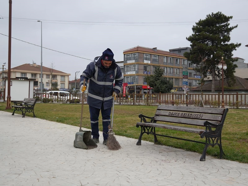 Binlerce ton atık bertaraf edildi

