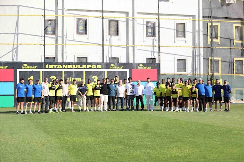 Zeki Çelik ve Gaoussou Diarra’dan İstanbulspor’a ziyaret
