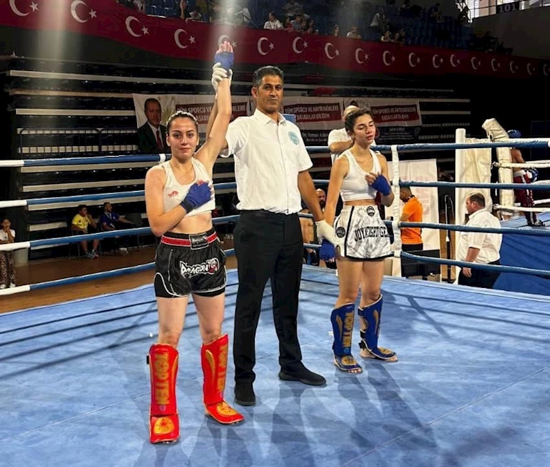 Türkiye Kick Boks Şampiyonası’nda Elazığ’a madalya yağmuru
