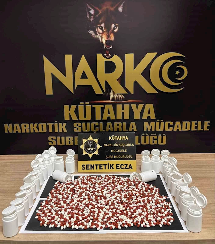 Kütahya’da Narkotim ekiplerinden uyuşturucu operasyonu, 4 şüpheli tutuklandı
