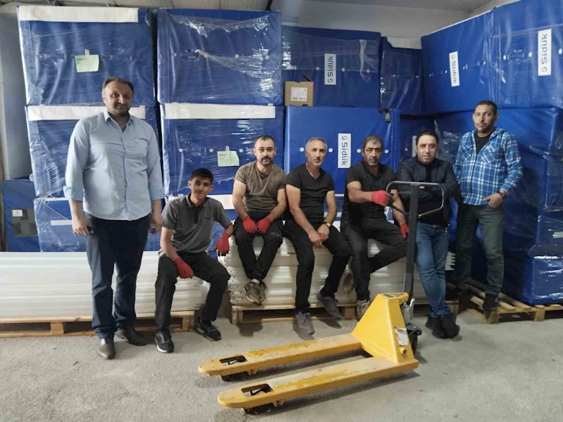 Hollanda’dan alınan minderler Erzurum’a ulaştı
