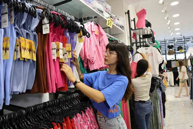 Adana’dan Türkiye’ye moda yolculuğu
