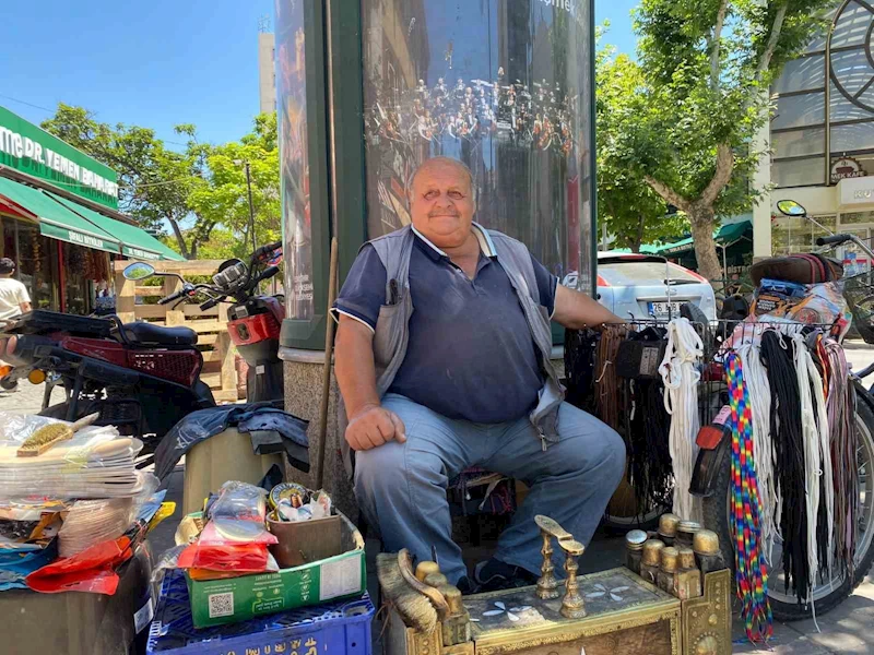 Emekli oldu, yıllar sonra çocukluk mesleğine döndü
