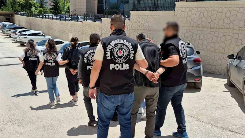 Elazığ’da güzellik salonuna fuhuş operasyonu: 4 tutuklama
