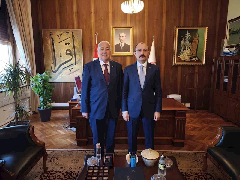 Başkan Yılmaz’dan Mehmet Muş’a ziyaret: Çarşamba’nın tarımı ve ekonomisi masaya yatırıldı
