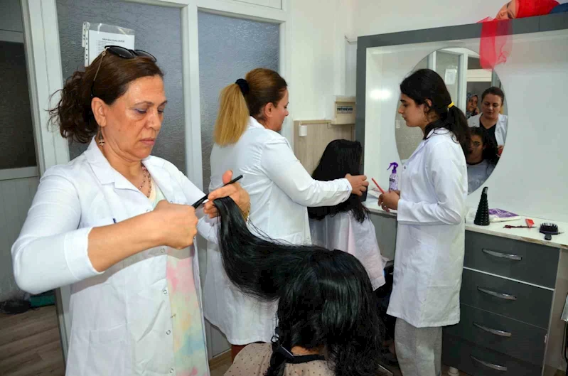 Diyarbakır’da kadınlara yönelik mesleki kurslar sürüyor
