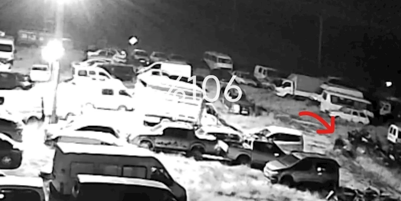Yediemin otoparkından motosiklet hırsızlığı güvenlik kamerasında
