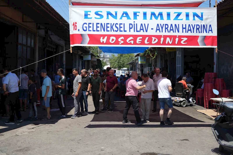 Sanayi esnaflarından 16. geleneksel hayır yemeği
