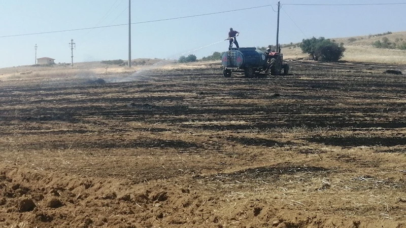 Isparta’da 30 dönümlük tarla yanarak kül oldu

