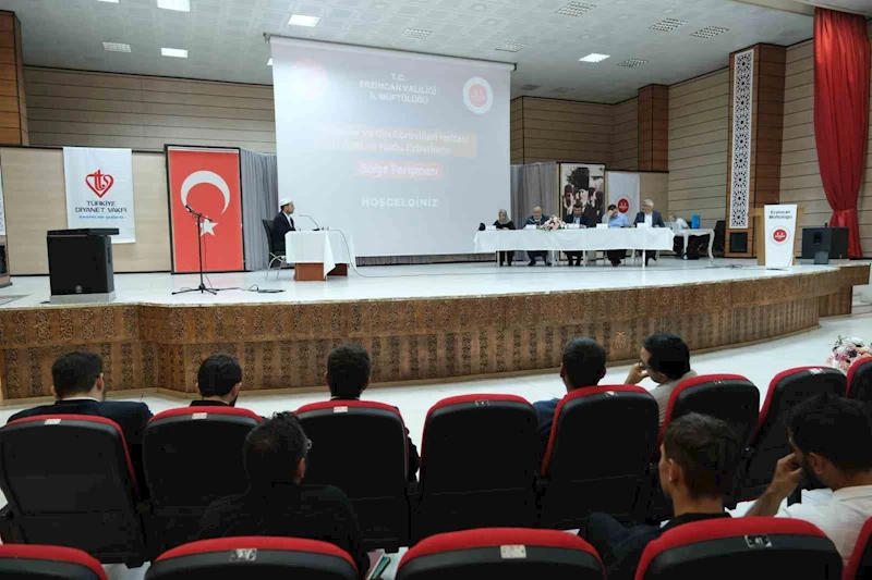 Ayet ve Hadis Ezberleme Yarışması Bölge Finali Erzincan’da gerçekleştirildi

