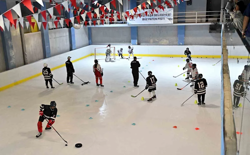 Buz Hokeyi Gelişim Kampı ilk kez Antalya’da
