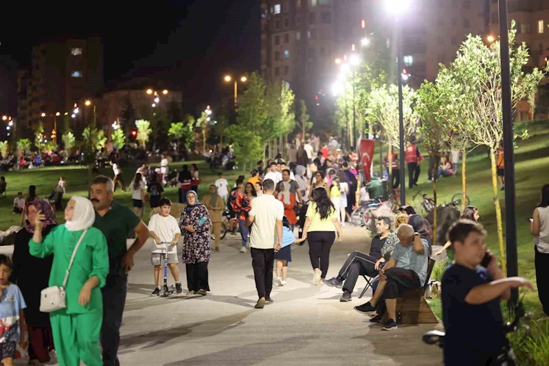 Talas Millet Bahçesi’nde yazlık sinema keyfi
