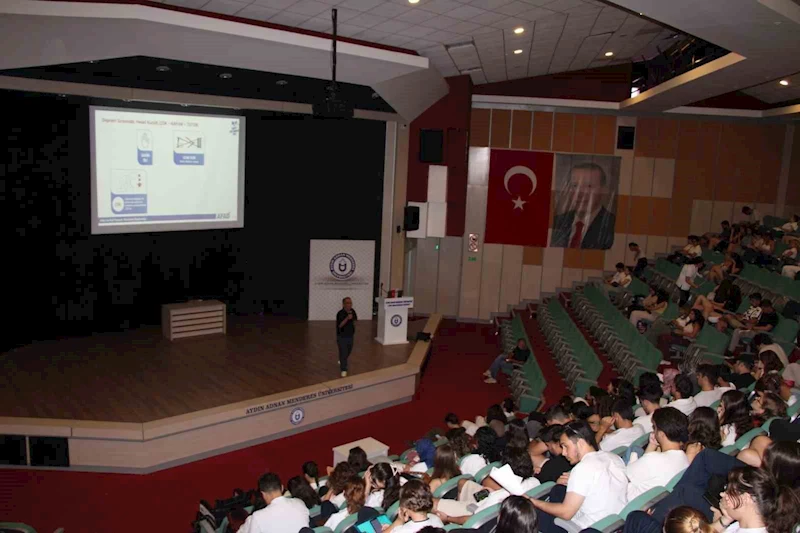 AFAD’tan üniversite öğrencilerine Temel Afet Farkındalığı Eğitimi
