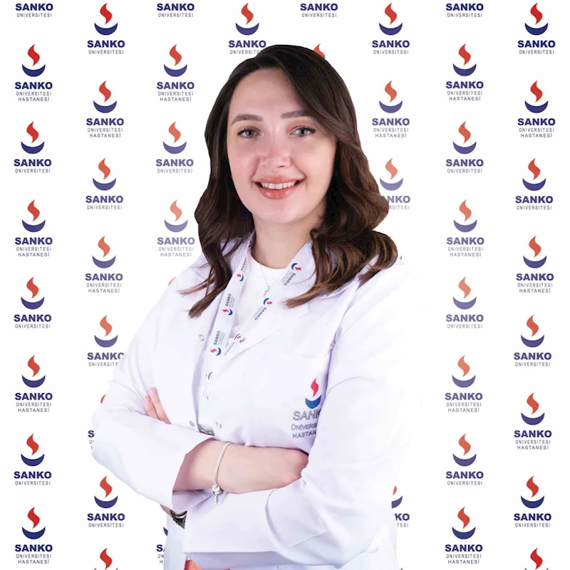 Psikoloğu Kübra Koçer: 