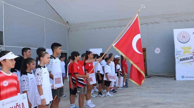 Aydın’da Analig Tenis heyecanı başladı
