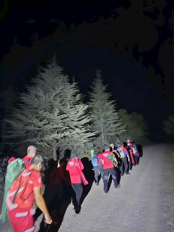Dorlion Arama Kurtarma ekibi meteor yağmurunu zirveden izledi
