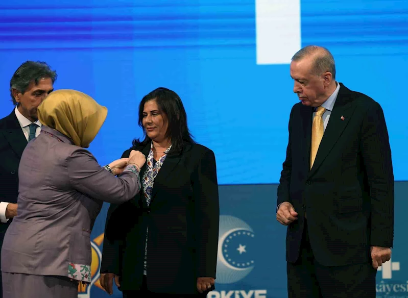 9 belediye başkanı AK Parti’ye katıldı
