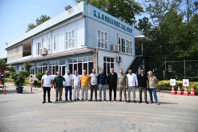 Başkan Özlü, şoförlerin sıkıntılarını yerinde dinledi

