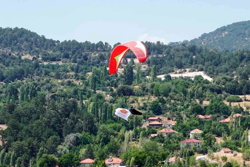 Çameli Festivali 5. gününde gökyüzü şölenine sahne oldu
