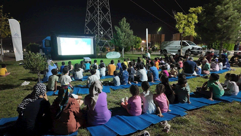 Adıyaman Belediyesinden açık hava sinema gecesi
