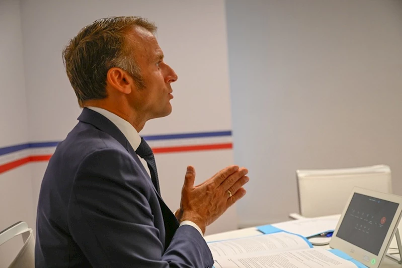 Macron: 