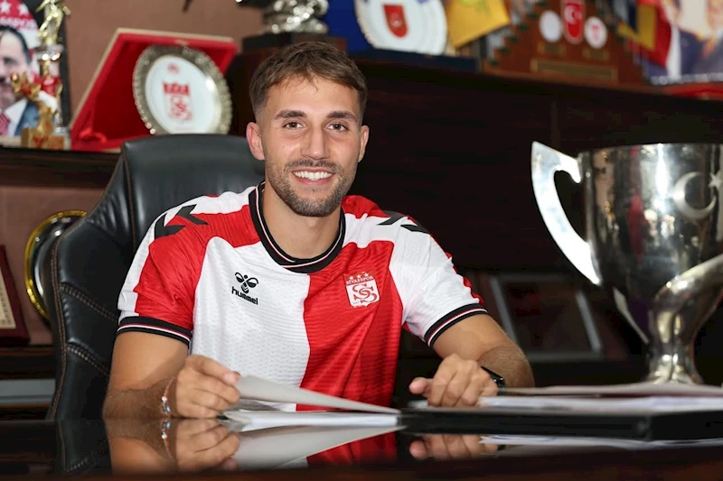 Okan Erdoğan resmen Sivasspor’da
