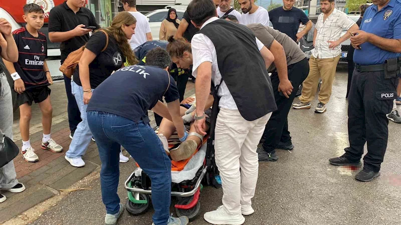 Bisikletten düşen çocuğun bacağına direksiyon saplandı
