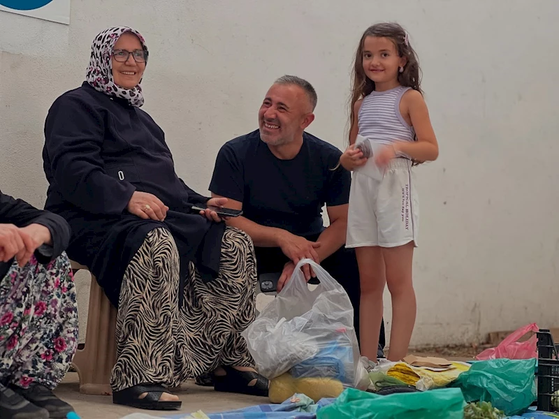 Başkan Yıldırım, pazar esnafının sorunları dinledi
