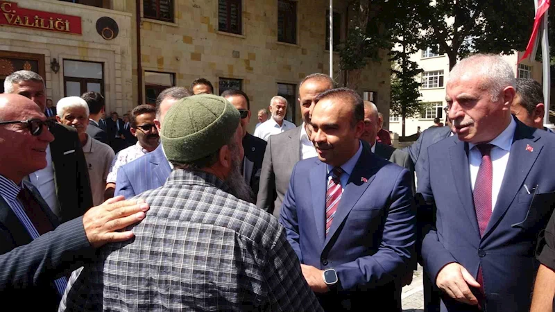 Sanayi ve Teknoloji Bakanı Kacır Bayburt’ta ziyaretlerde bulundu
