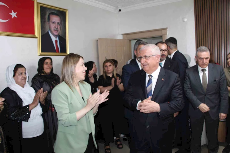 Bakan Güler, 