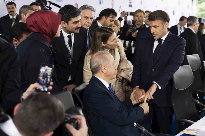 Macron: 